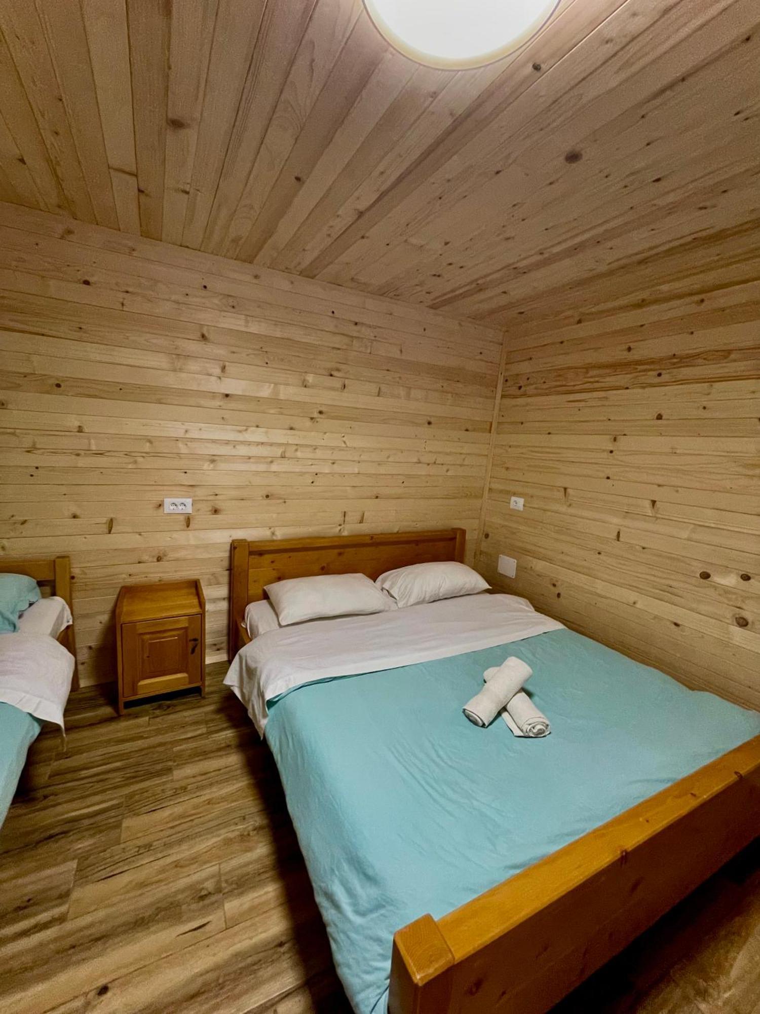 Lazer Cardaku guest house Valbone Exterior foto