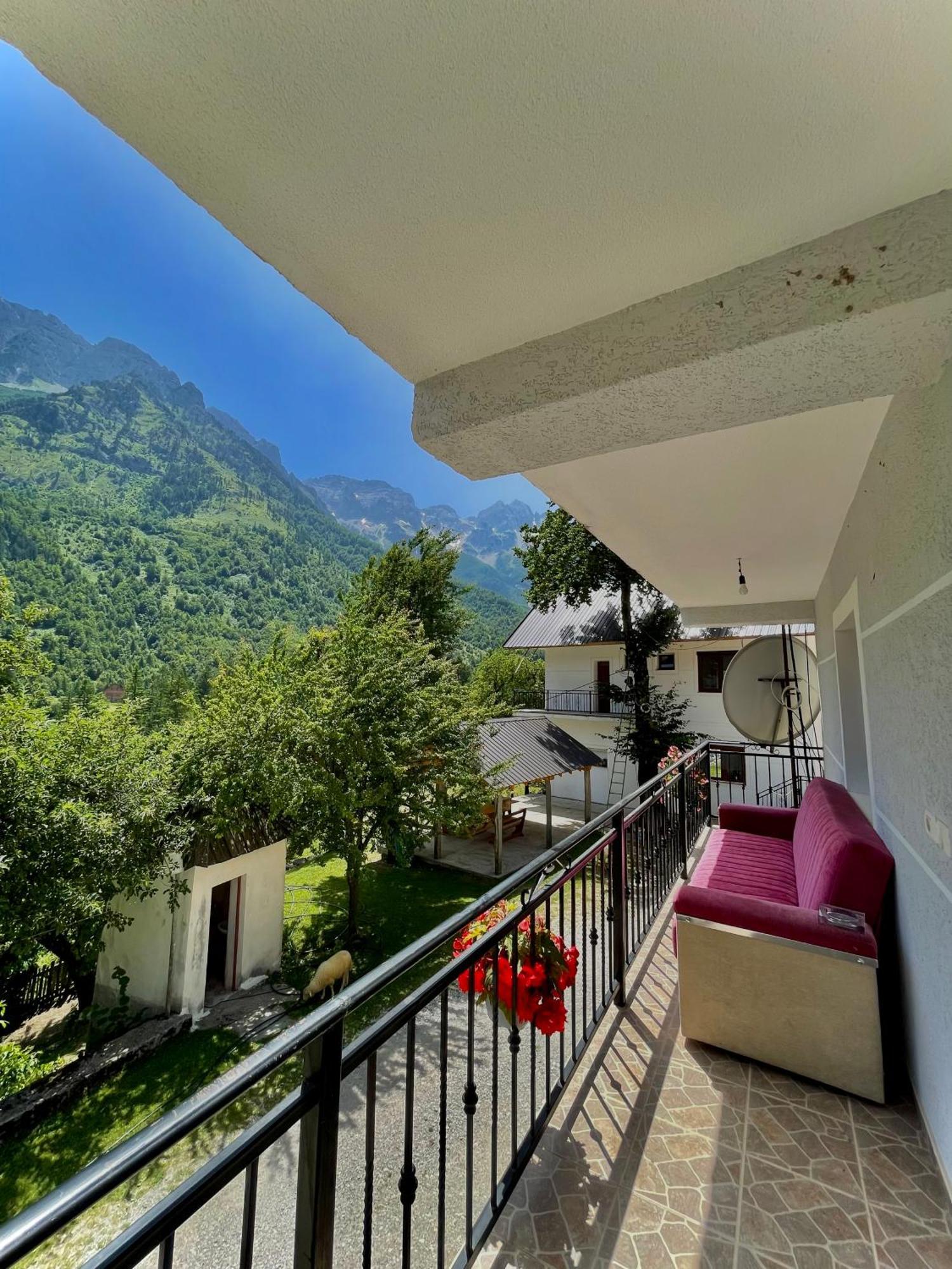 Lazer Cardaku guest house Valbone Exterior foto